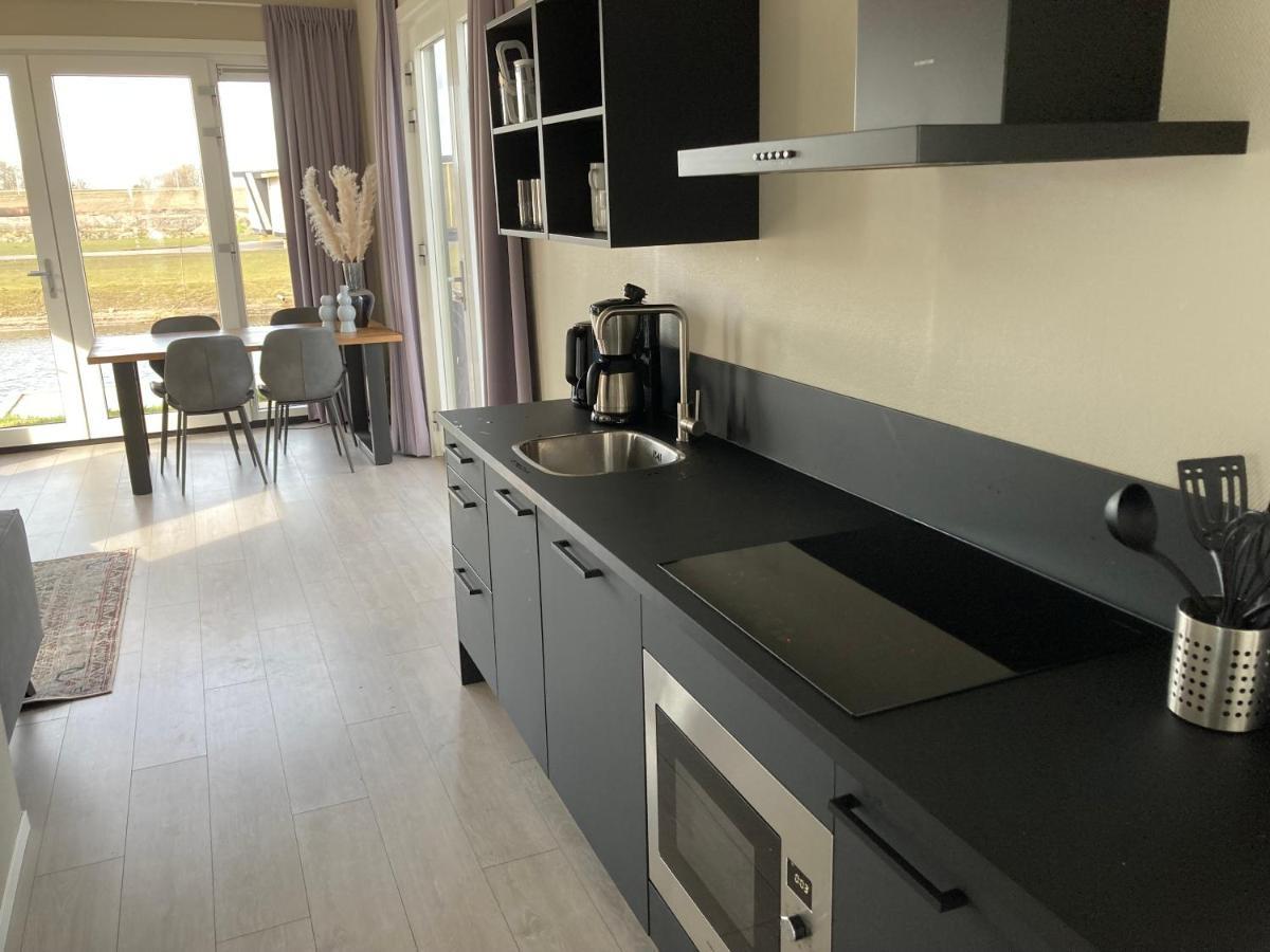 Tiny Vakantiehuis Aan Het Water Met Eigen Steiger En Airco Κάμπεν Εξωτερικό φωτογραφία